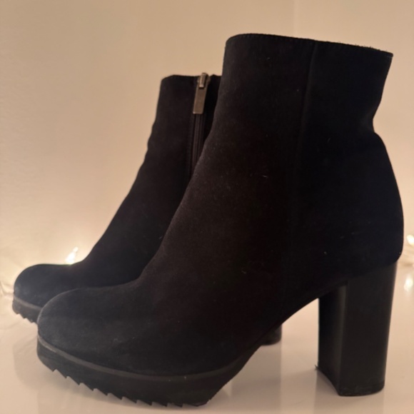 La Canadienne Heeled Winter Boots – Waterproof suede - Picture 3 of 4